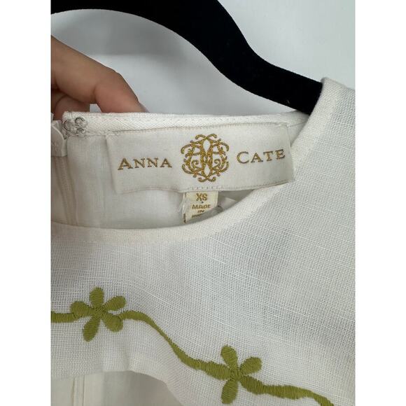 Anna Cate Mila Puff Crochet Sleeve Blouse - Picture 4 of 6